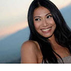 Anggun &agrave; le coeur sur la main