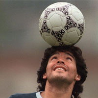 Mort de MARADONA