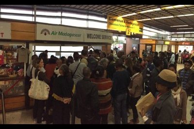 Quelque 300 R&eacute;unionnais passagers d&rsquo;Air Madagascar coinc&eacute;s &agrave; Tananarive