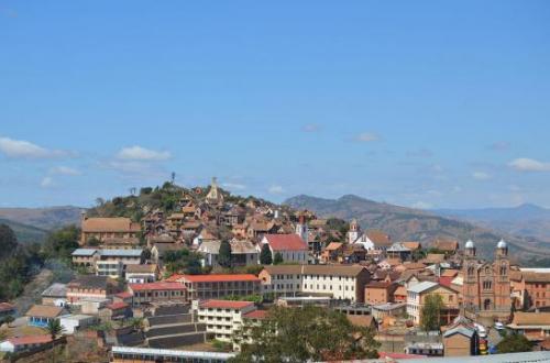 Madagascar : un ancien diplomate fran&ccedil;ais tu&eacute; par des cambrioleurs