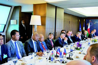 Paris &ndash; Madagascar tente de rassurer le MEDEF