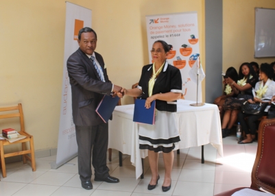 L&rsquo;ESMIA et Orange Madagascar scellent un partenariat novateur L&rsquo;ESMIA et Orange Madagascar scellent un partenariat novateur