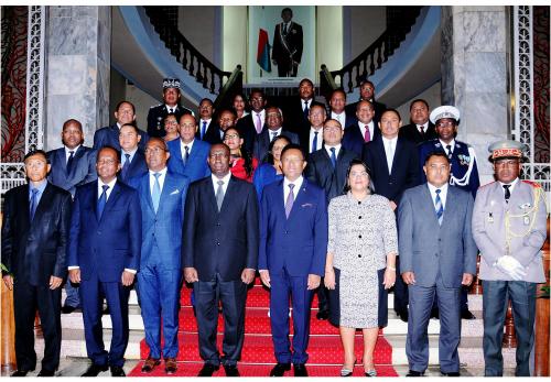 Madagascar: le gouvernement autorise, &agrave; nouveau, le travail &agrave; l&rsquo;&eacute;tranger