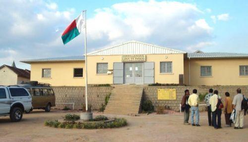 Madagascar : des tribunaux forains &agrave; Anjozorobe pour acc&eacute;l&eacute;rer la d&eacute;livrance des titres fonciers 
