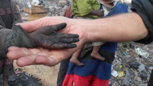 Madagascar: des repas de No&euml;l pour les sans-abris