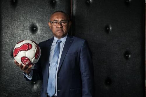 Le Malgache Ahmad Ahmad nouveau roi du football africain