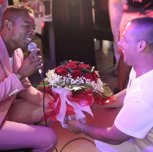 Le chanteur D-Lain se marie &agrave; Bonifacio, en Corse du Sud, France