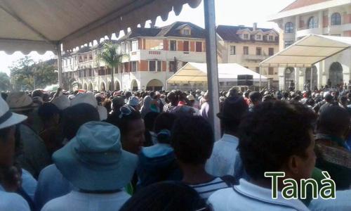 Reportage photos: Malgr&eacute; le verdict du HCC, le mouvement &laquo; MIALA RAJAO &raquo; prend de l&rsquo;ampleur
