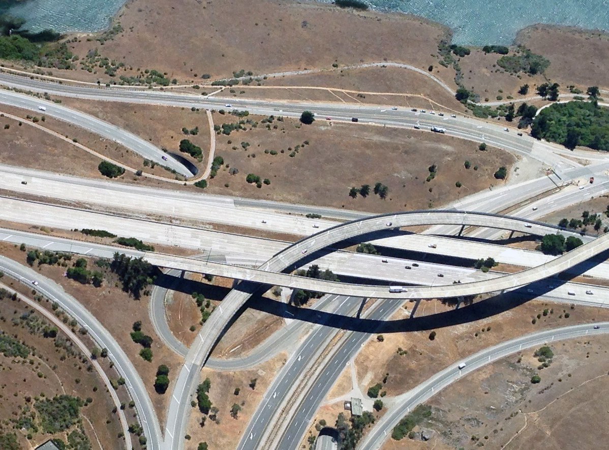 Antananarivo-Ambatondrazaka-Toamasina, l&rsquo;autoroute en 2 ans, de qui se moque-t-on&nbsp;?