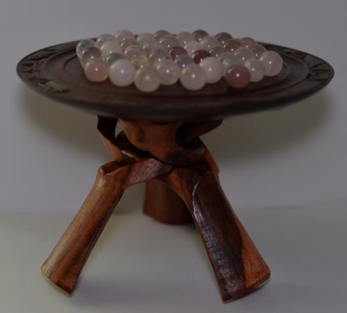 Solitaire en bois sculpt&eacute; 