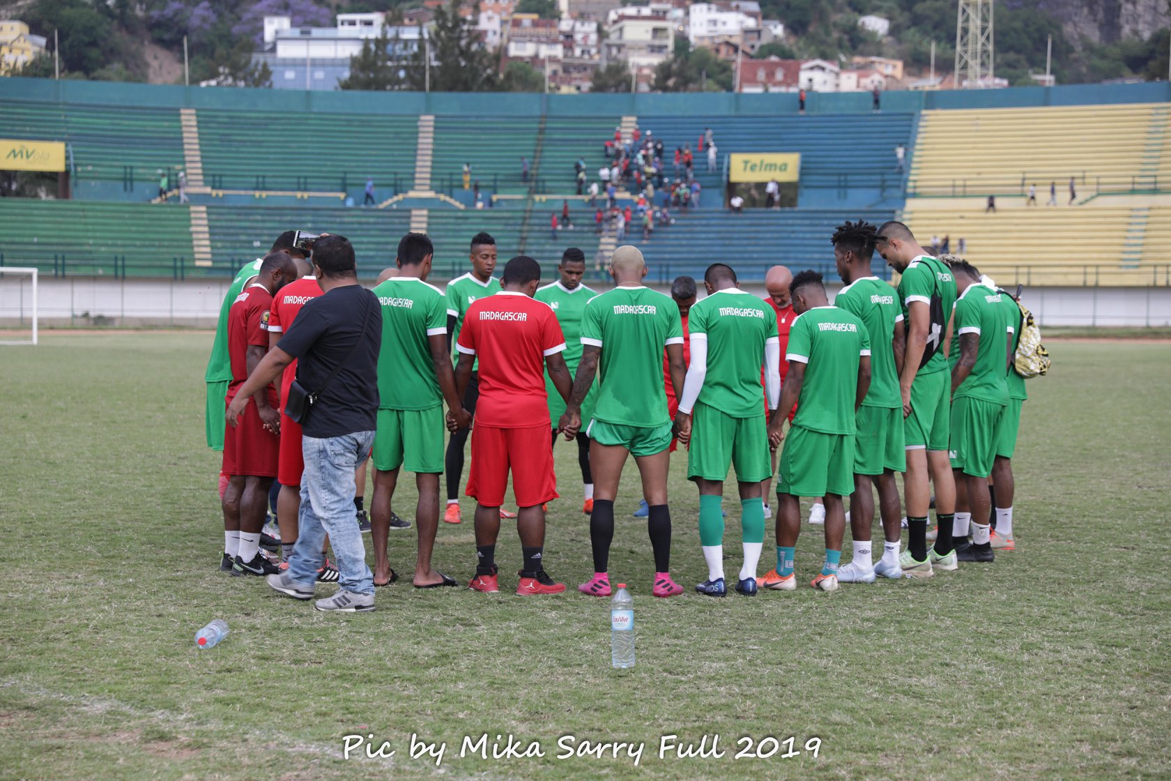 madagascar 1573810758-communion-barea.jpg